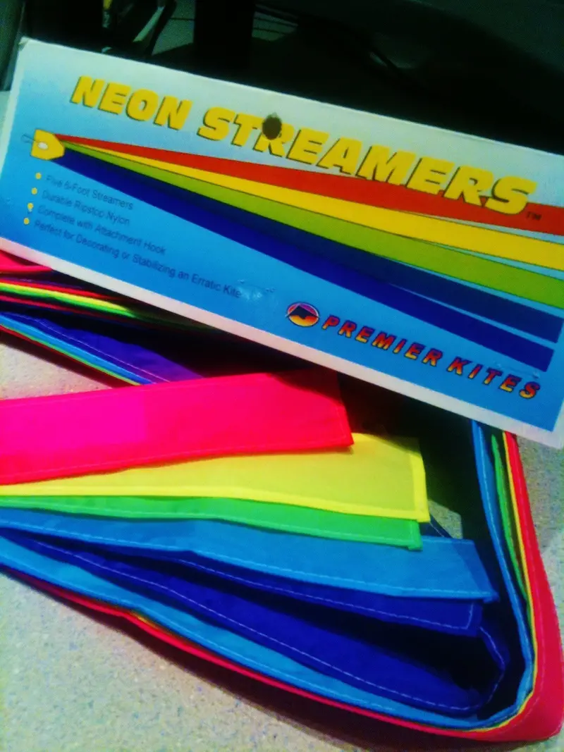 6 Ft. 5 Ply Streamers/Neon/Hemmed 1