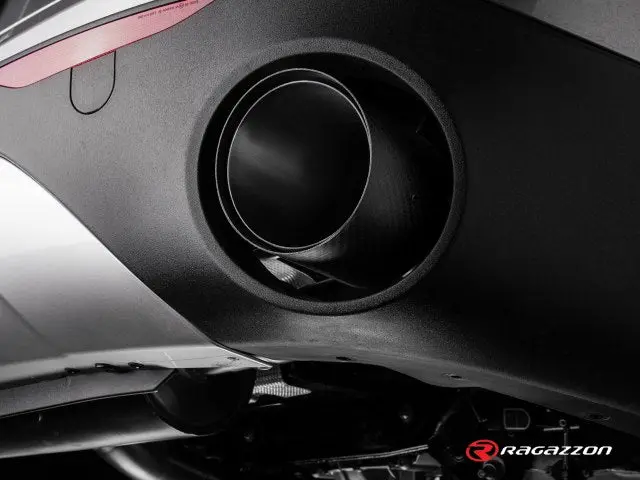 Alfa Stelvio 2.0 Turbo - Ragazzon Carbon Shot Sierstukken 118Mm 1