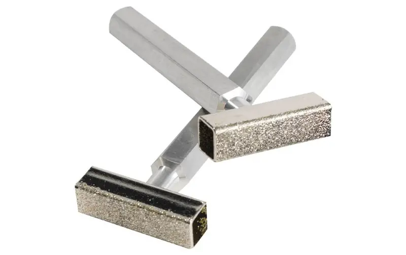 Diamond Plated T-Bar Wheel Dresser 1