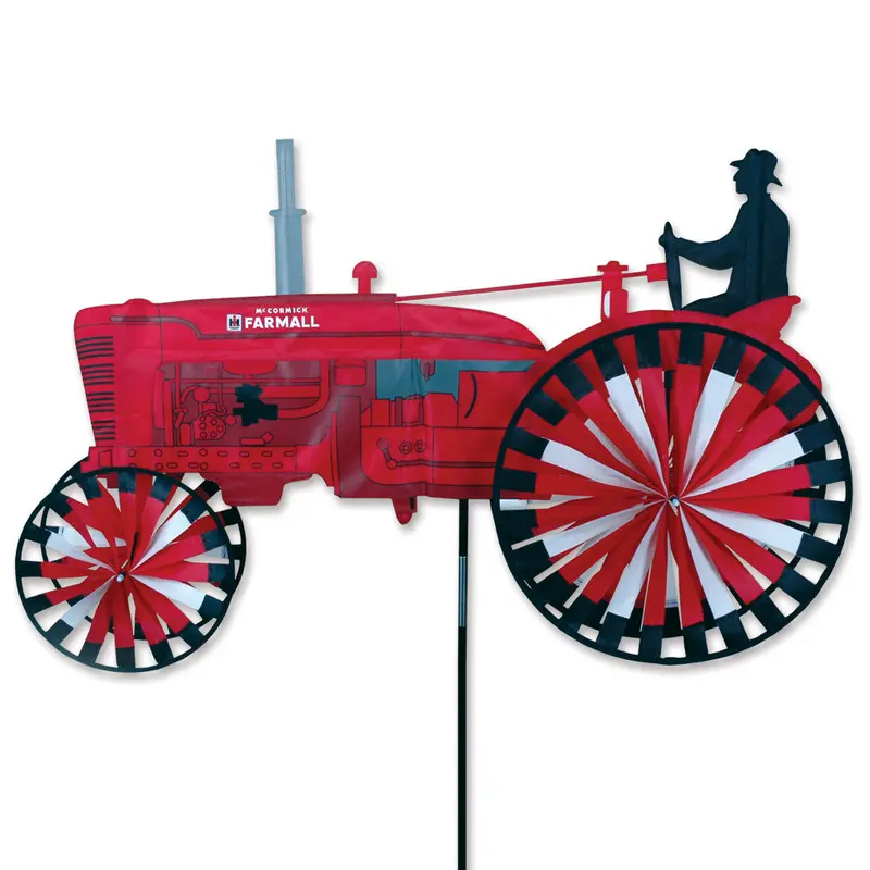 International Harvester Tractor Spinner 1