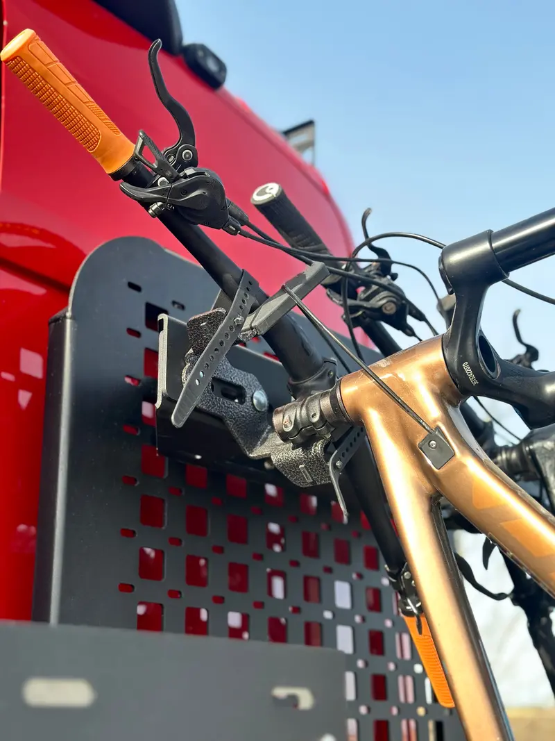 Ox - Additional Vertical Bike Mount 1