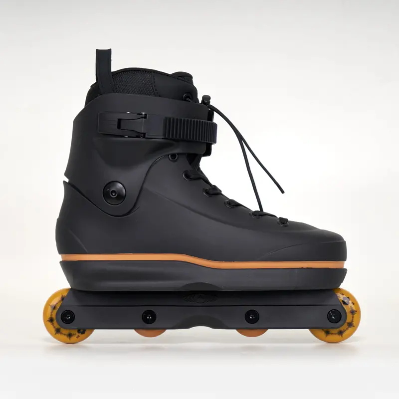 Standard Omni V.2 Skates - Black - Complete 1