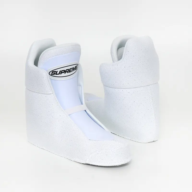 Supreme Turbo White Liner 1
