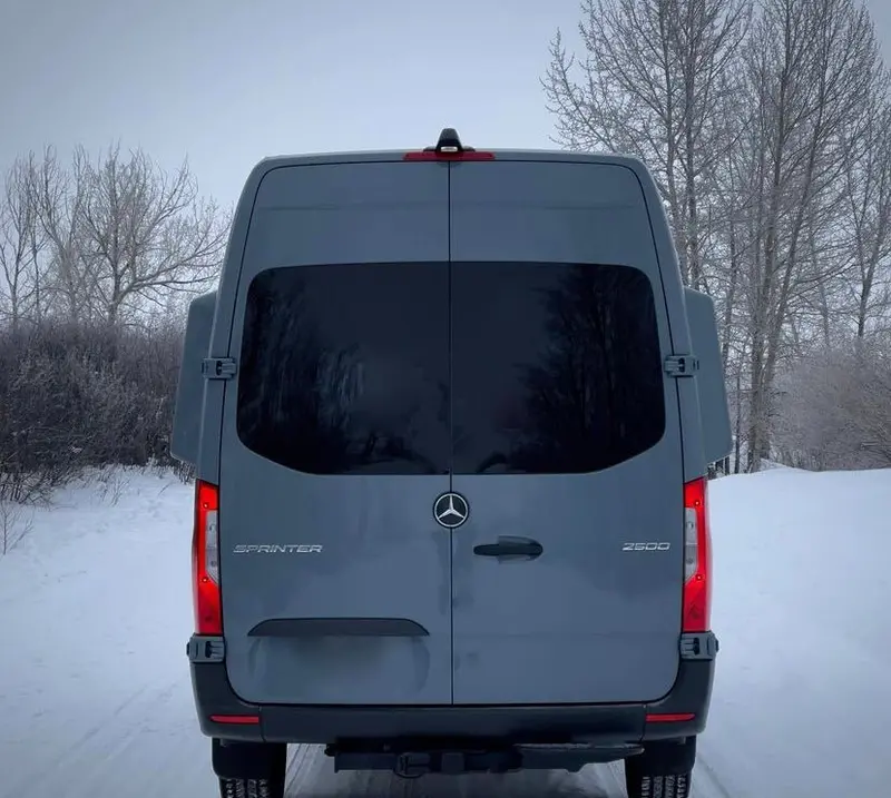 Windows: Am Auto - Mercedes Sprinter - Back Door Window (2007-Current) 1